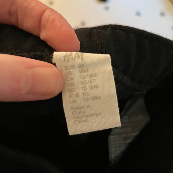 H&M moto sweatpants (black) - Picture 2 of 3